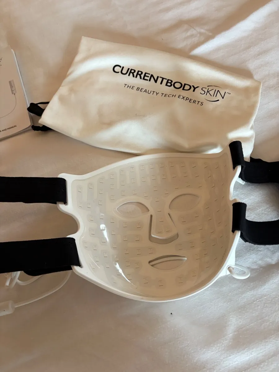 Current body led face mask series 2 - Image 3