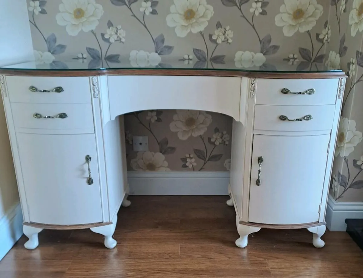 Dressing Table / Desk - Image 1