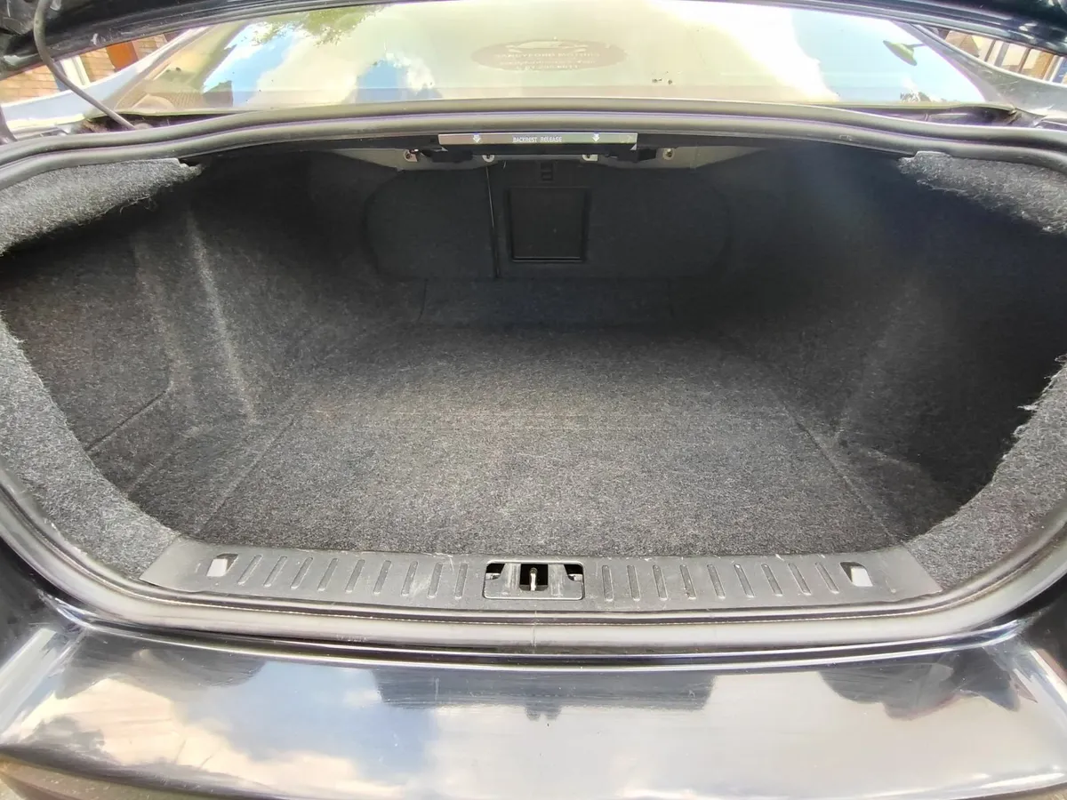 Volvo S80 2012 - Image 2