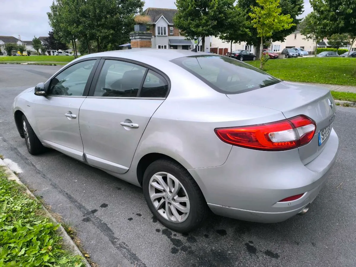 Renault fluence 2015 diesel automatic - Image 2