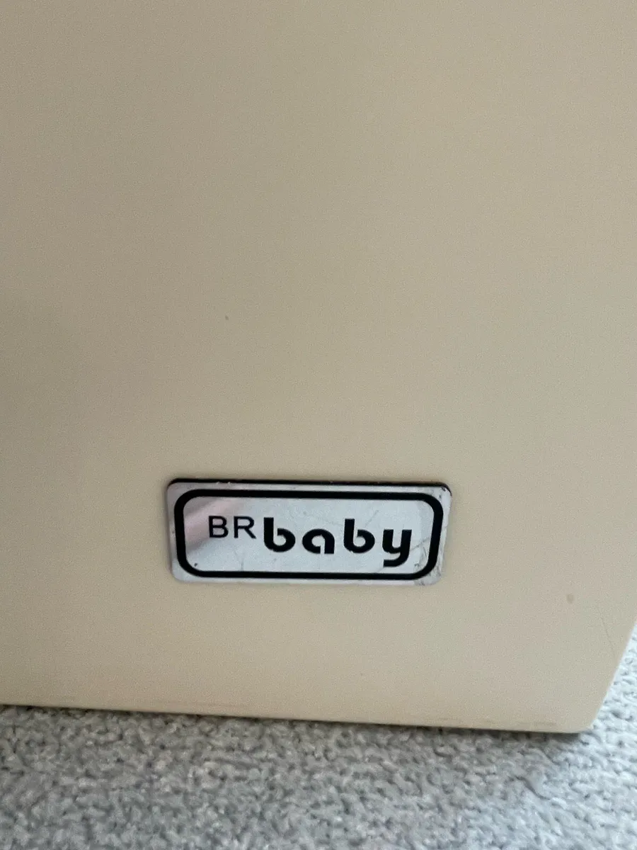 Sleigh cot bed: - Image 1