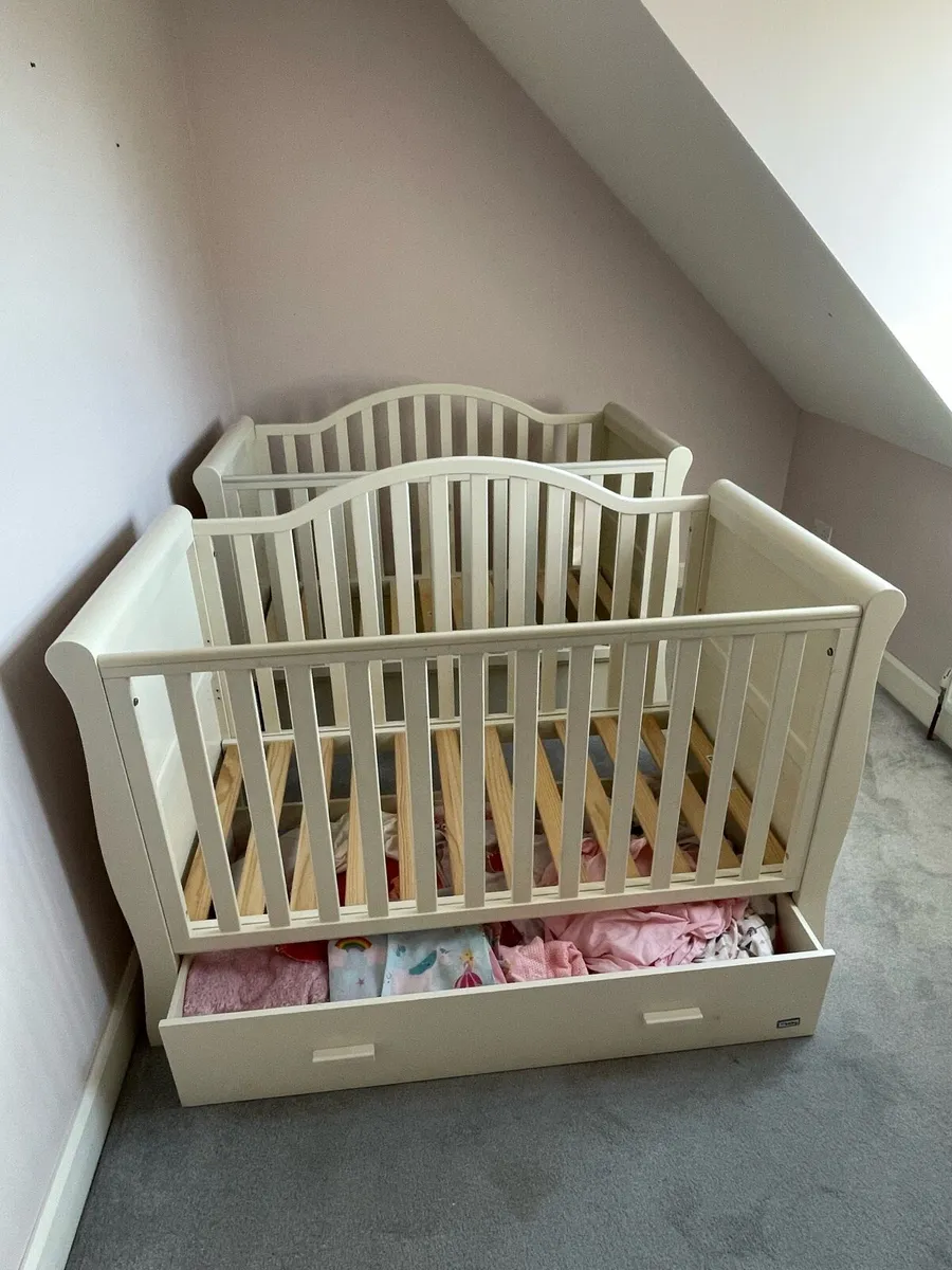 Sleigh cot bed: - Image 3