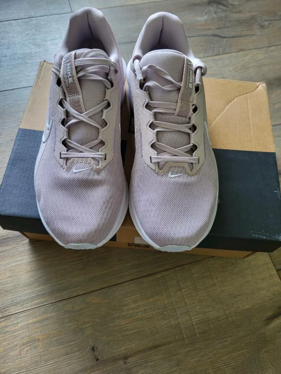Shos - Image 2