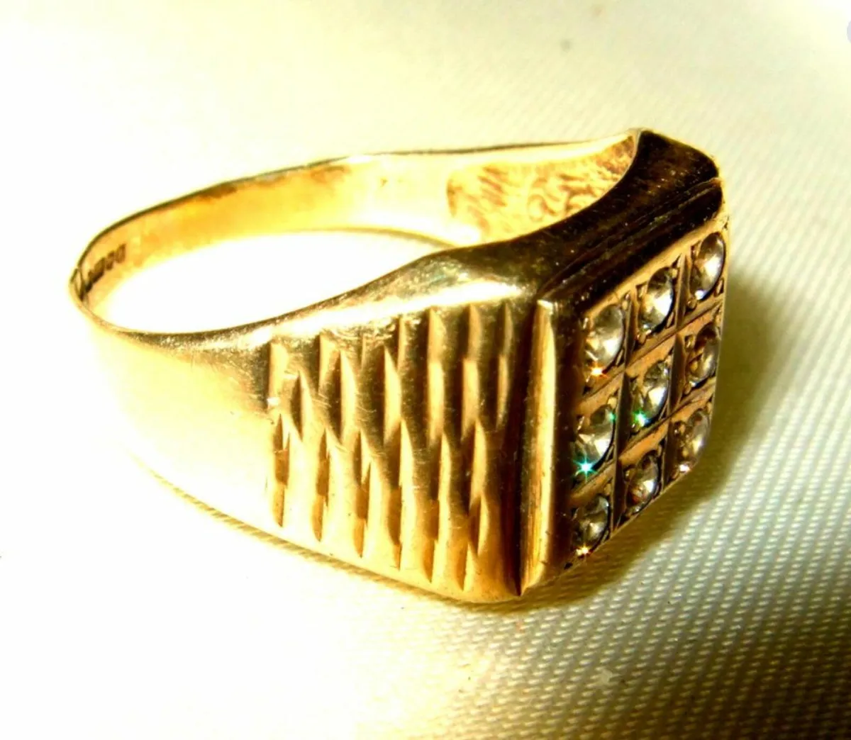 Vintage 9ct Gold Gentlemans Gemset Rolex Ring - Image 4