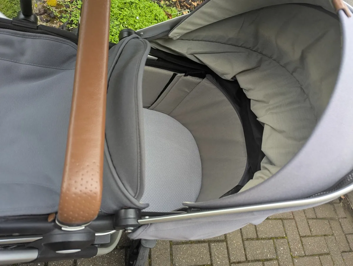 Joolz Geo pram for sale - Image 1