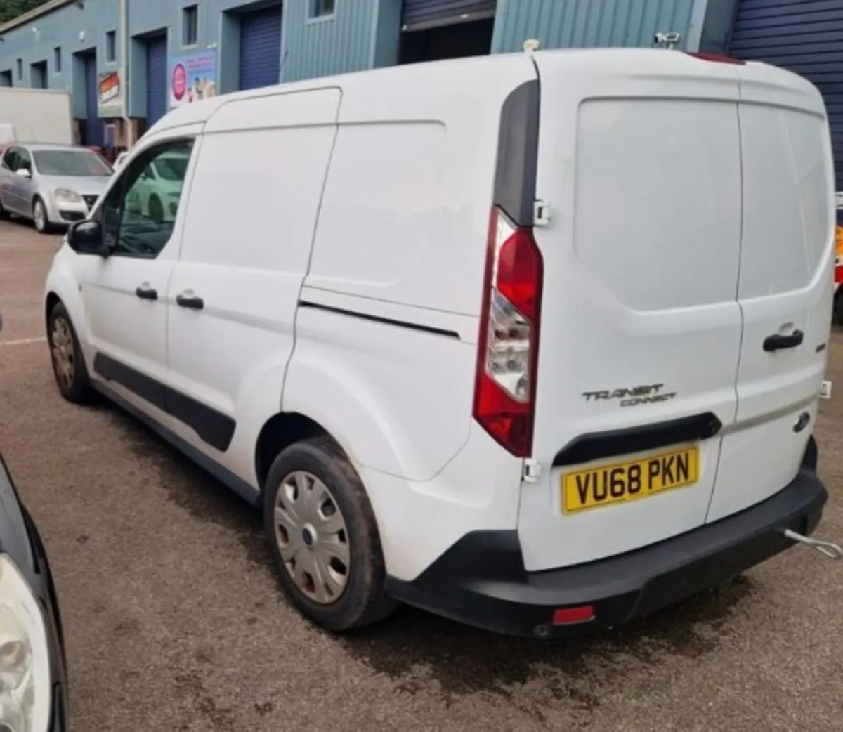 2018 Ford Connect Crew Van Spares Or Repairs - Image 2