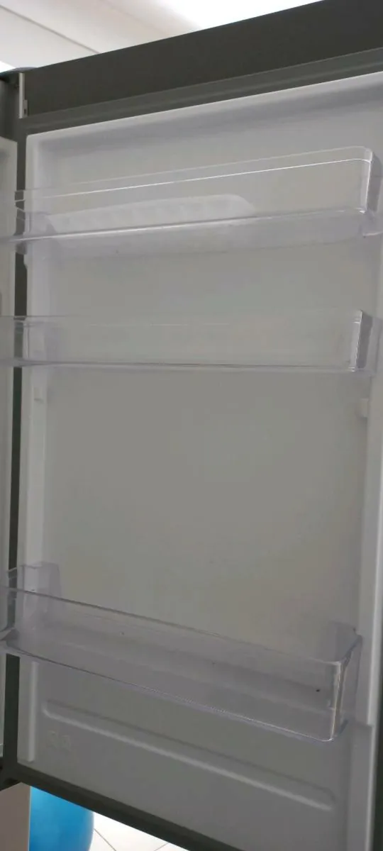 Refrigerator - Image 4