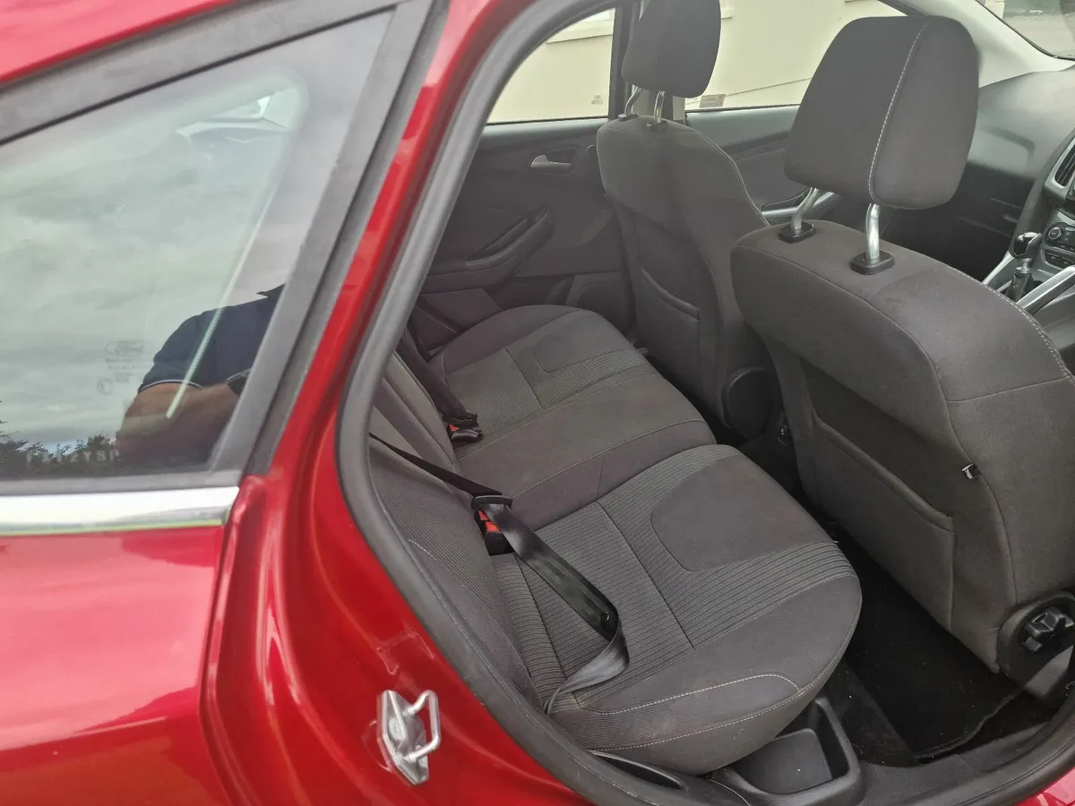 Ford Focus 2012 - Image 3