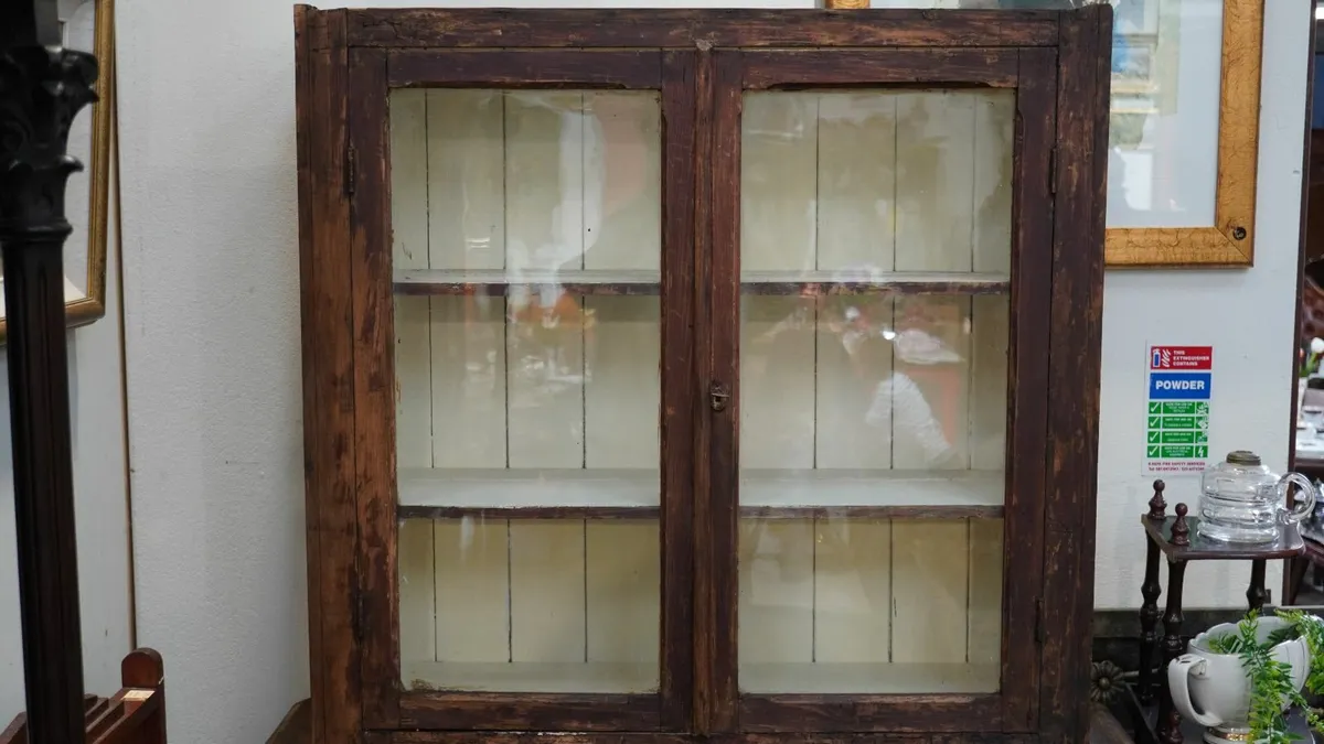 🇮🇪 Antique Irish Workshop Cabinet – c.1910 - Image 4