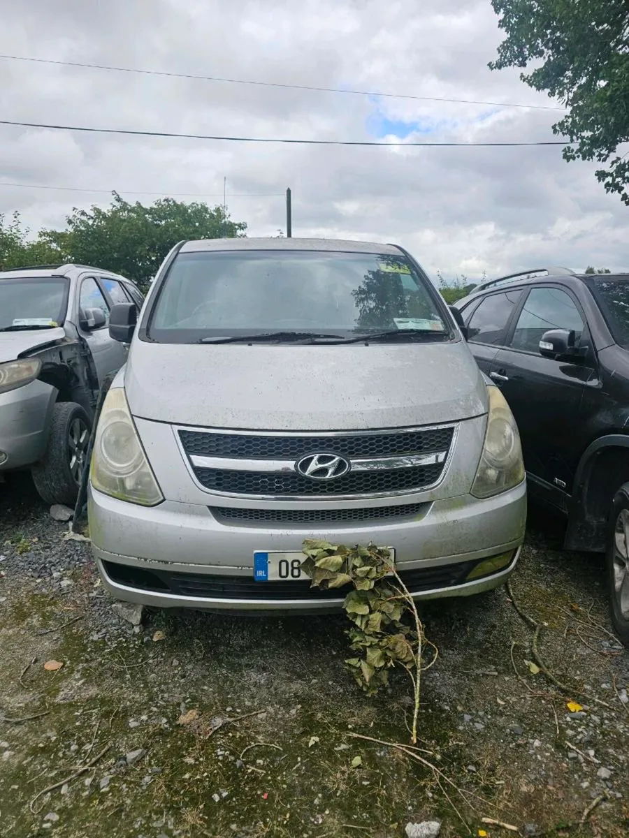 Hyundai Montana 2008 - Image 1