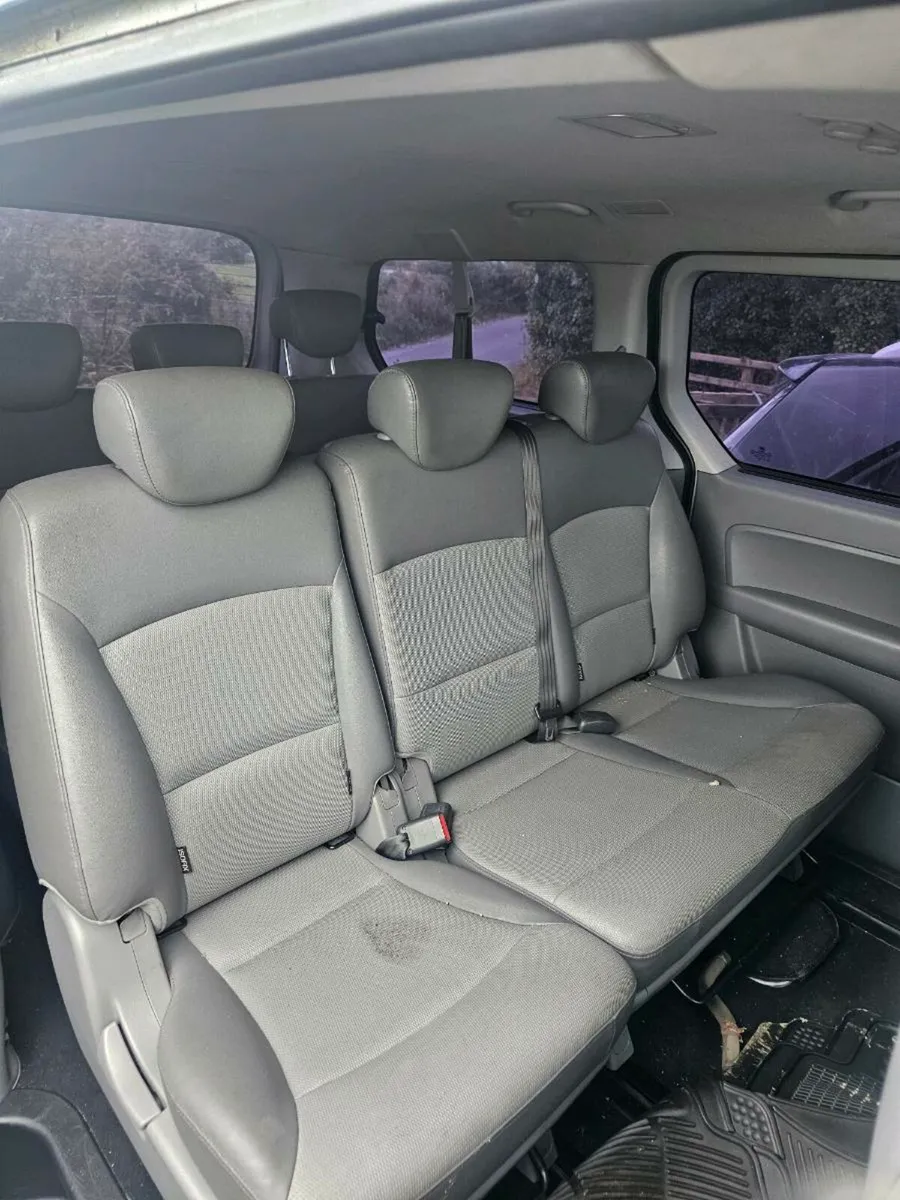 Hyundai Montana 2008 - Image 2