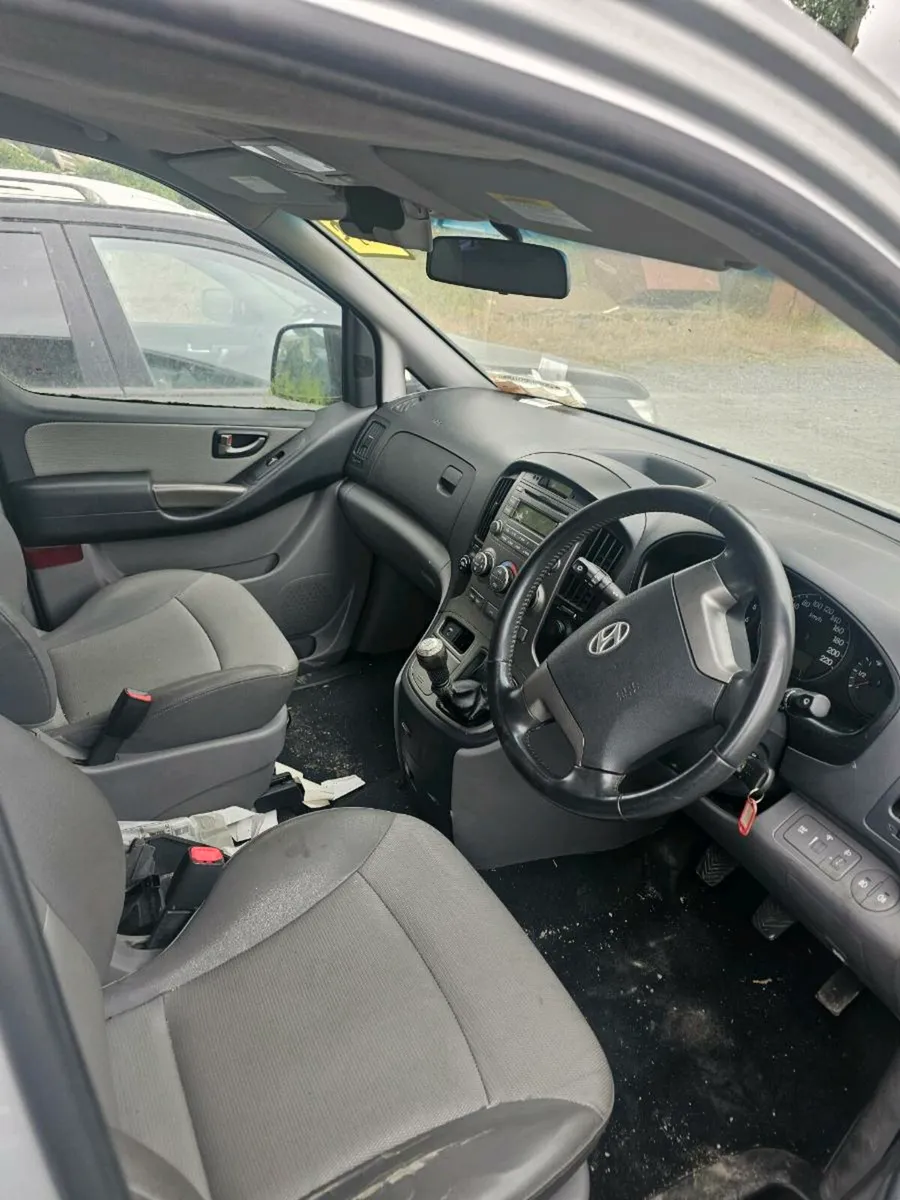 Hyundai Montana 2008 - Image 3