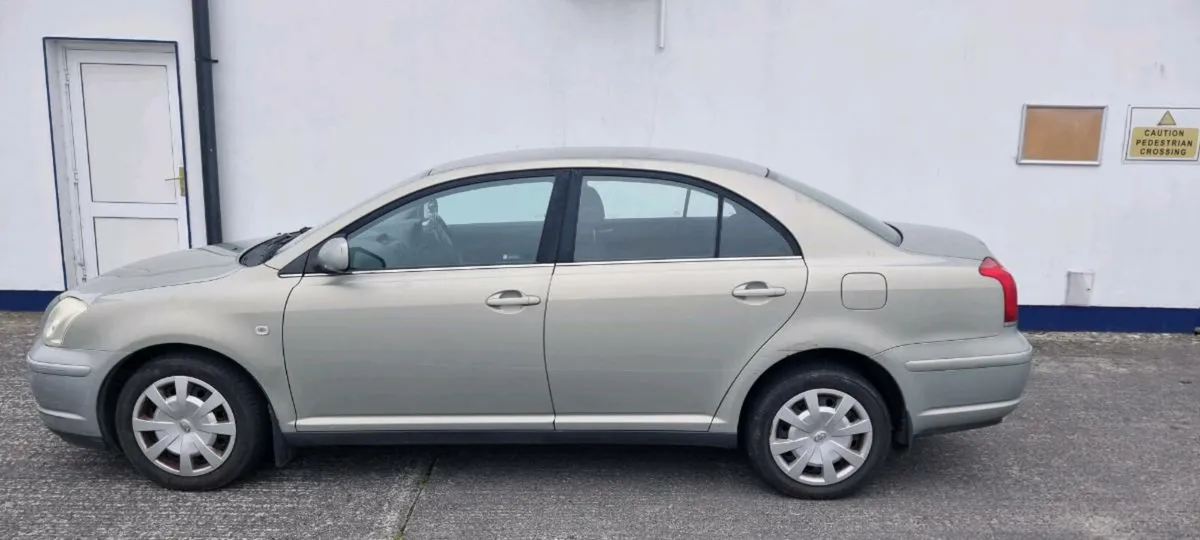 Toyota Avensis 06 - Image 4