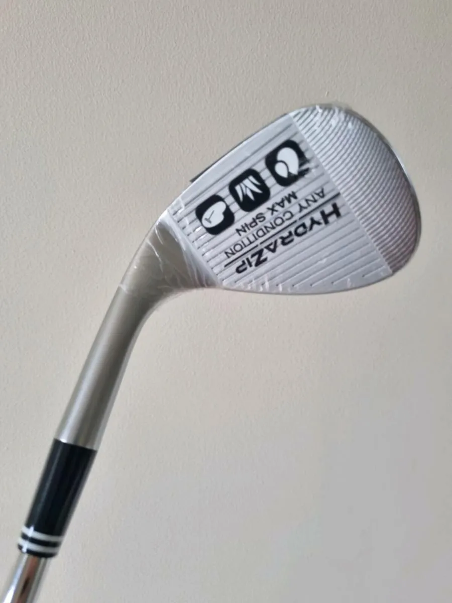 Cleveland golf wedge - Image 2