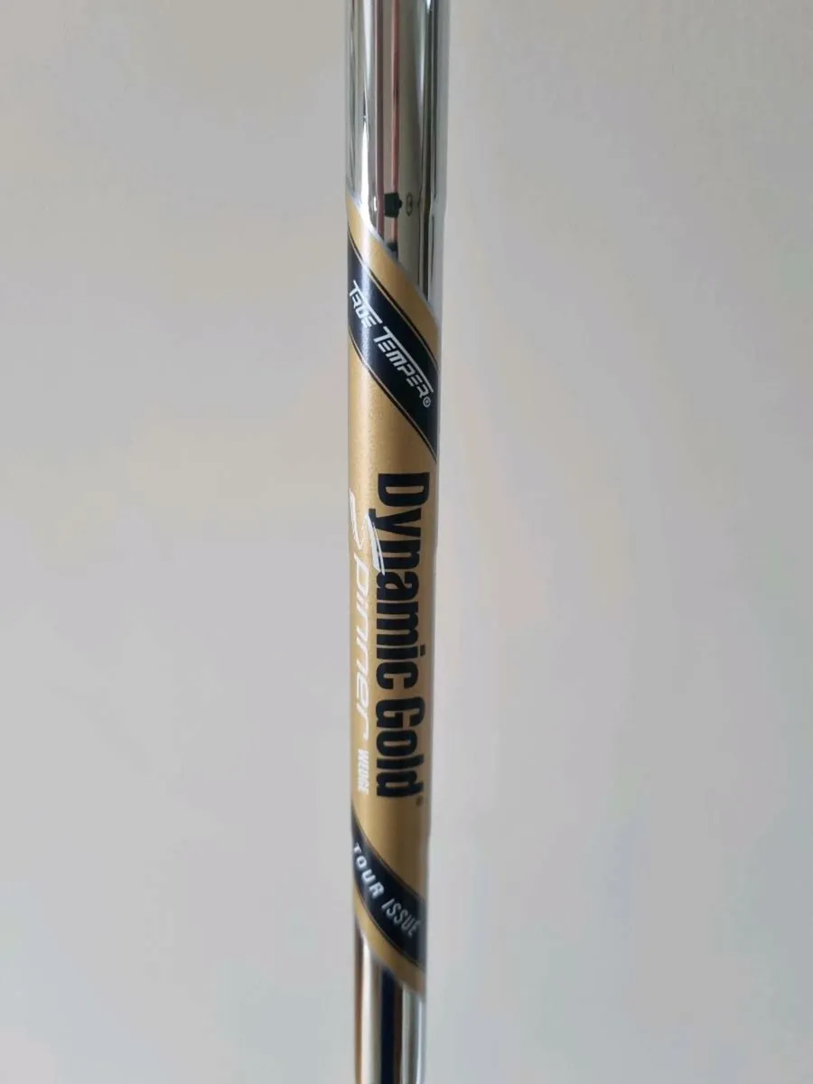 Cleveland golf wedge - Image 4
