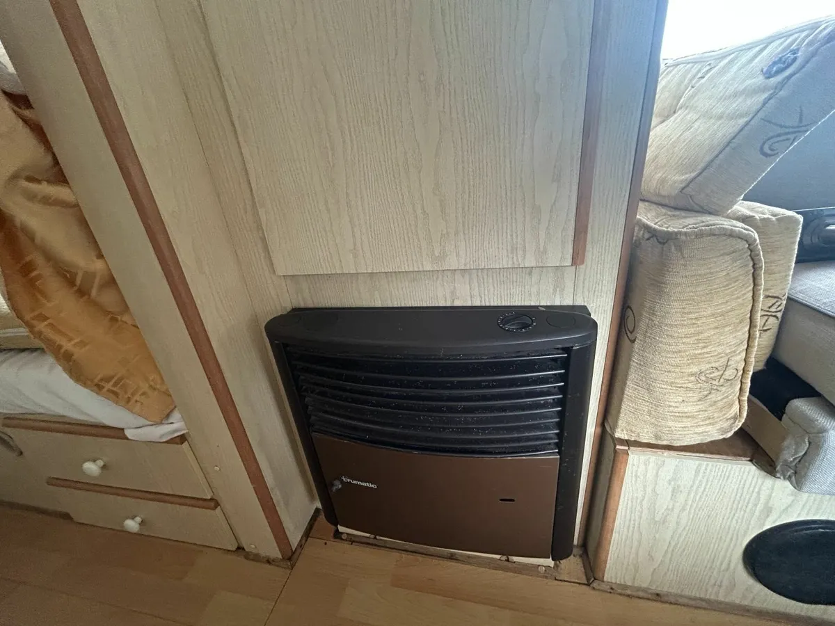 FIAT DUCATO 1996 6 BERTH NO CVRT - Image 4
