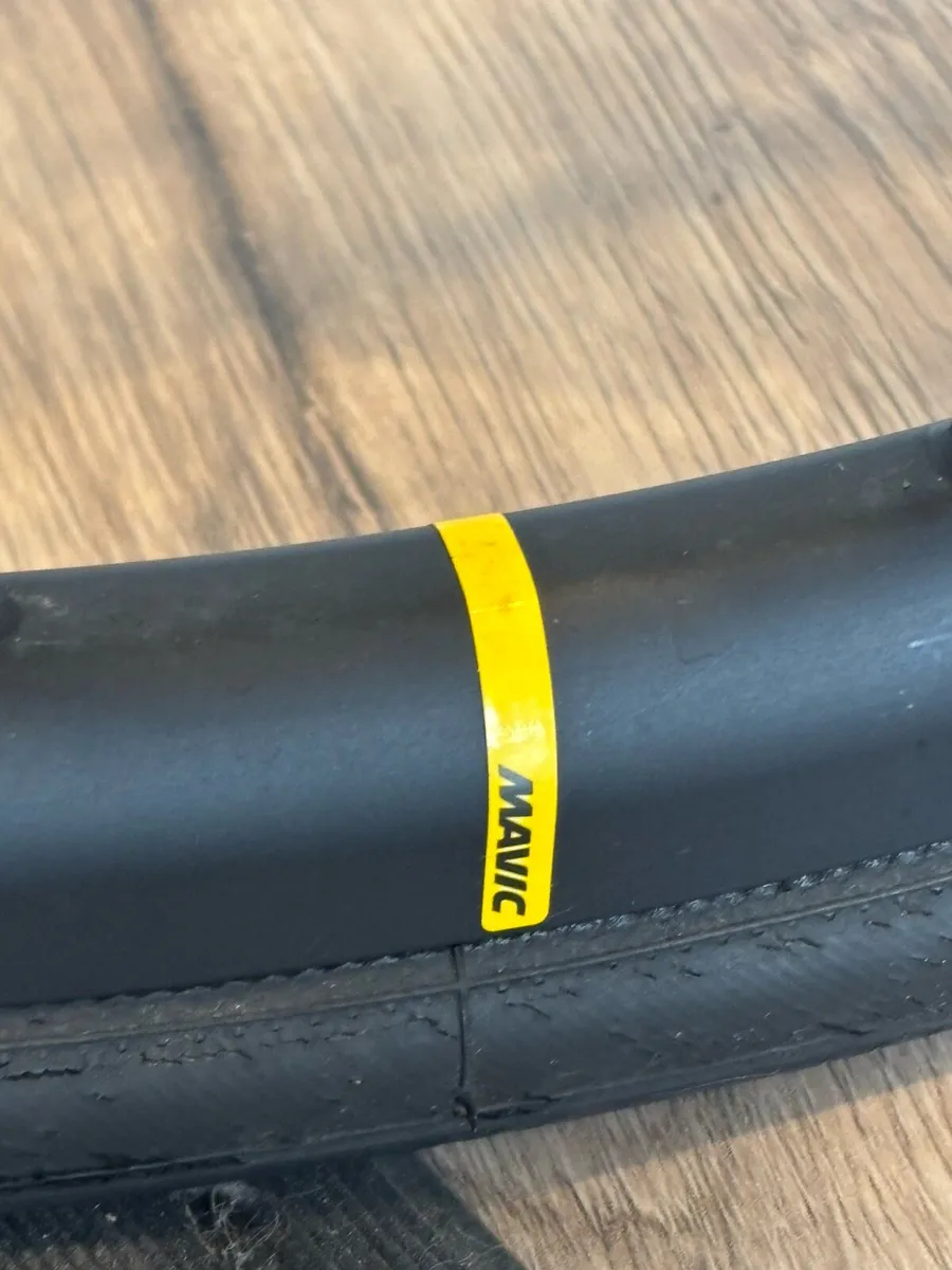Road Bike - Trek/Domaine 3 - upgrade mavic wheels - Image 3