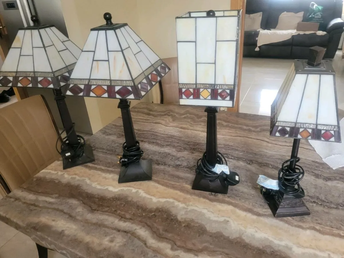 4 Tiffany lamps - Image 1