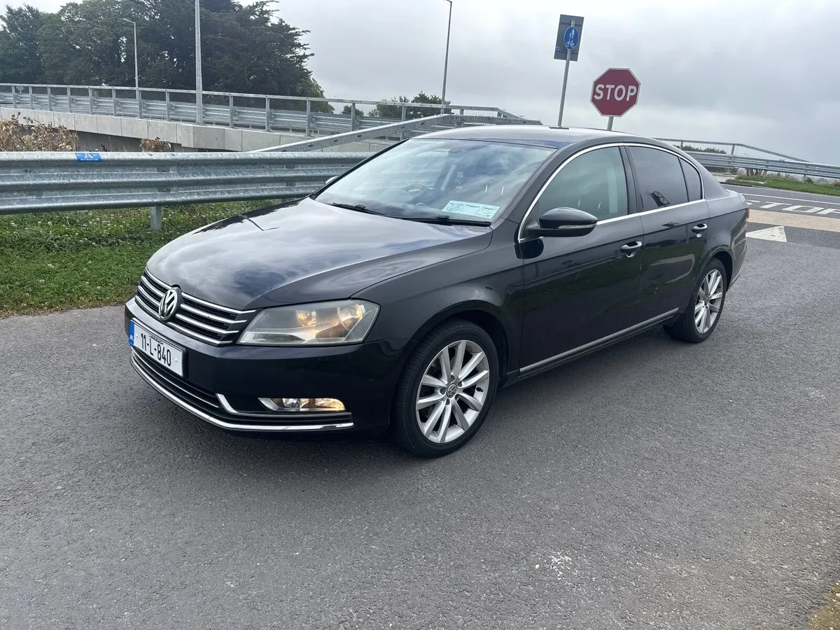 Volkswagen Passat 2011 - Image 3