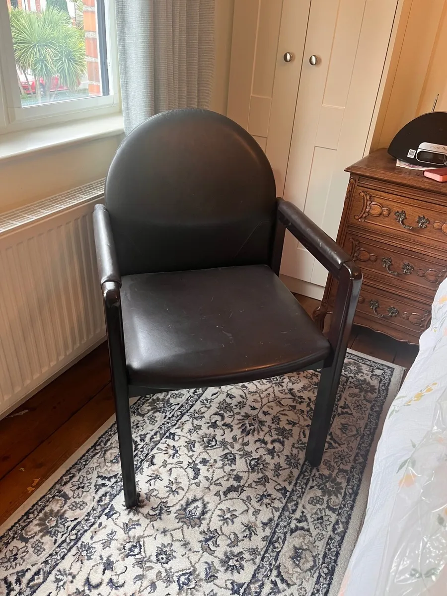 Office chairs - Image 2