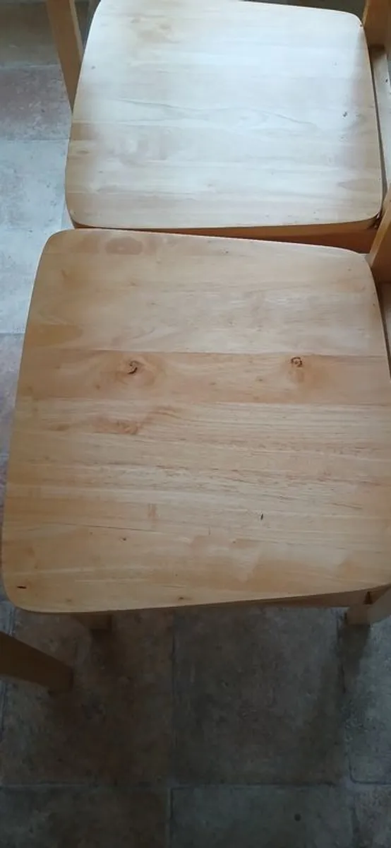 Kitchen Table and  4 chairs - Image 3