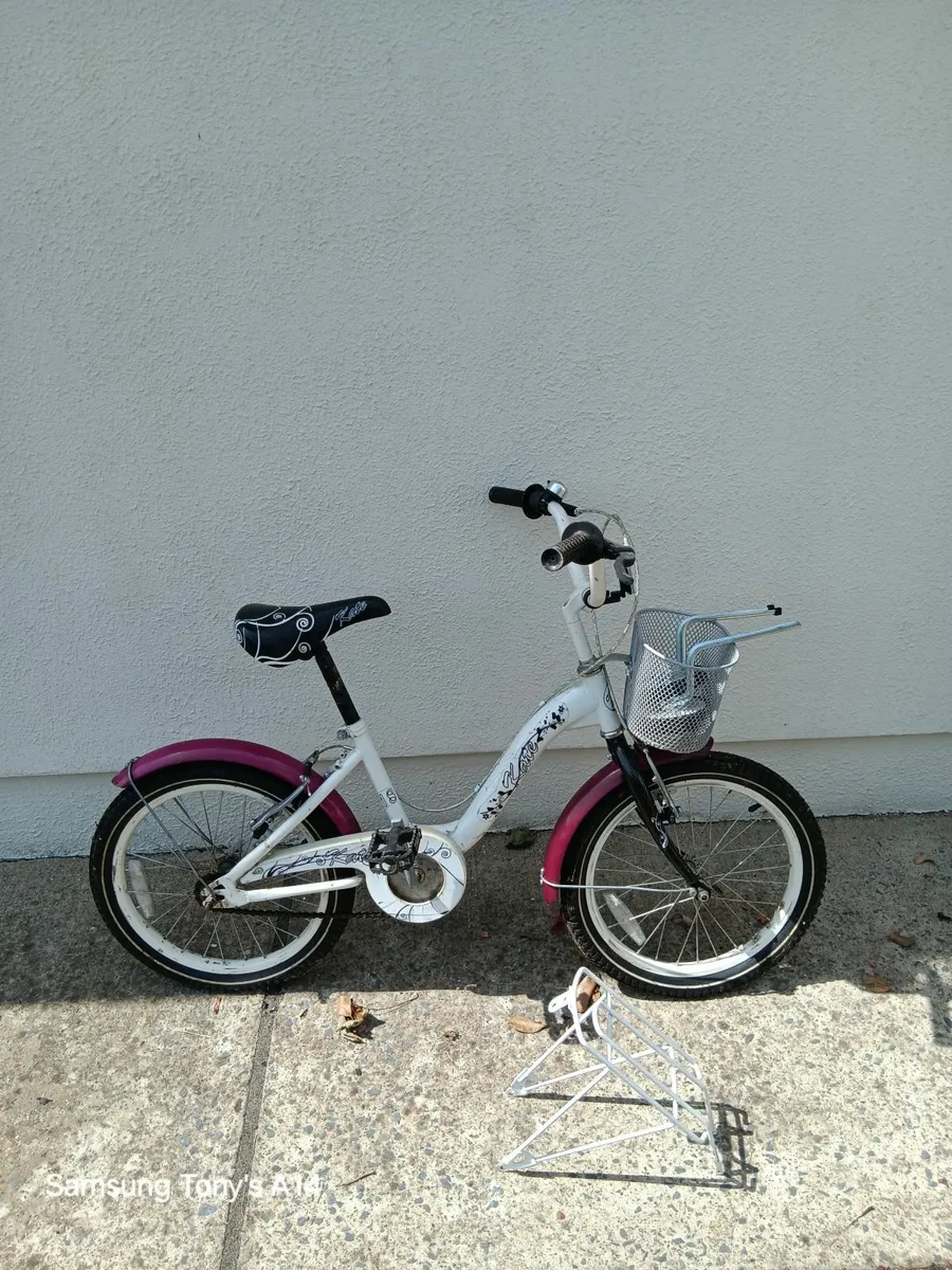 Adult & Kids Bicycles: €200 for the lot - Image 1