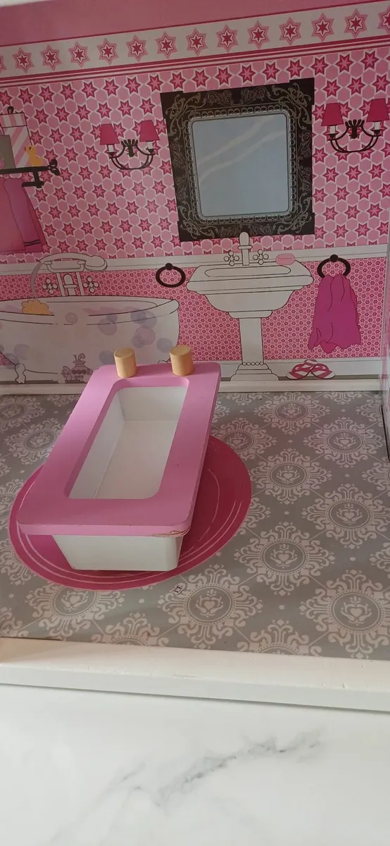 Doll house - Image 4