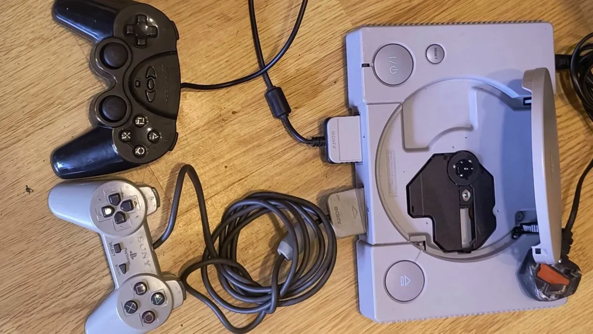 Sony Playstation Console Memory Cards  Controller - Image 1