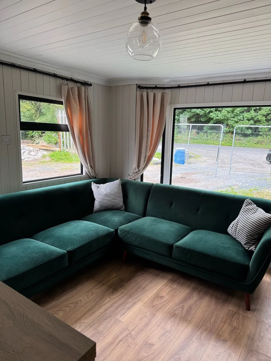 Mobile home 36 x 12ft 2 bedrooms - Image 2