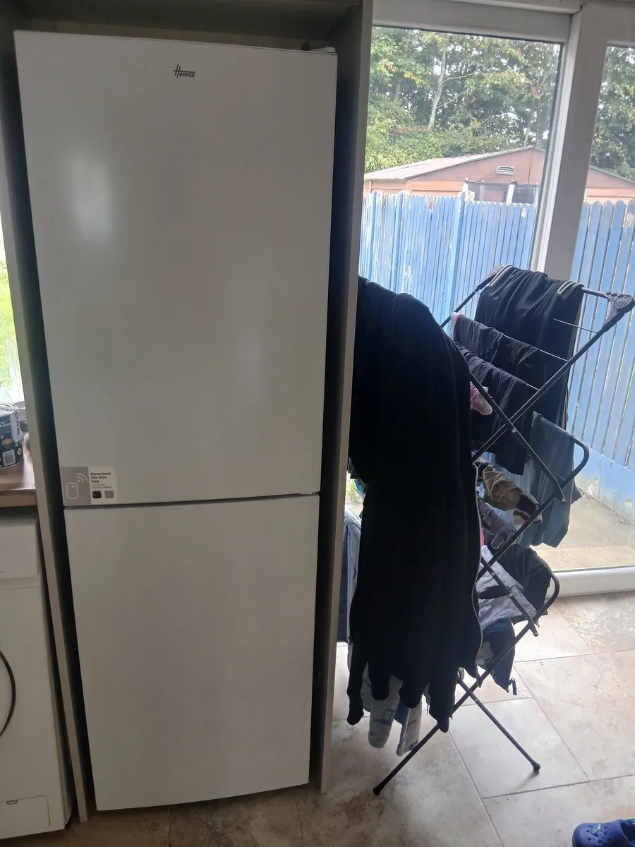 Fridge freezer - Image 2