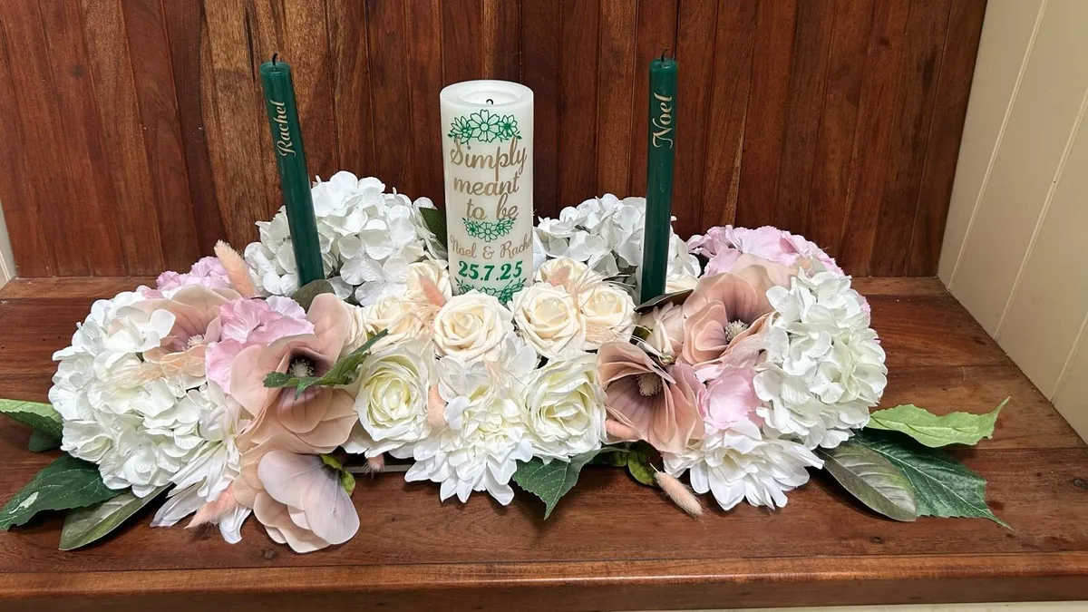 Wedding centrepiece - Image 3