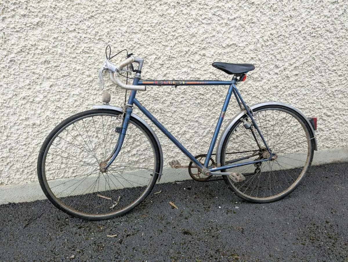 Vintage Peugeot Racing Bicycle - Image 1