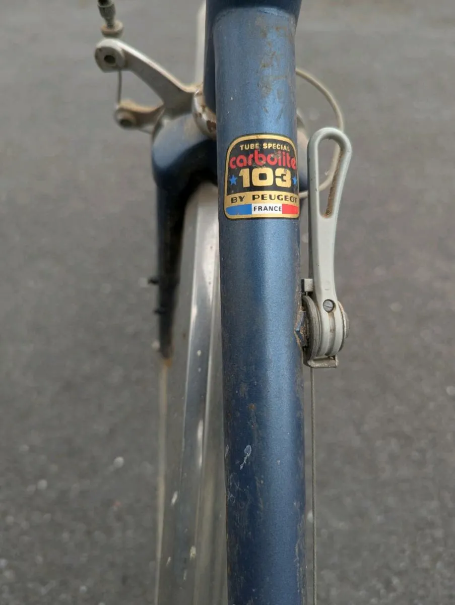 Vintage Peugeot Racing Bicycle - Image 3
