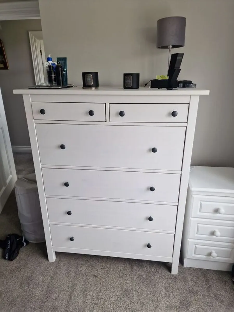 Chest of Draws and bedside lockers - Image 4