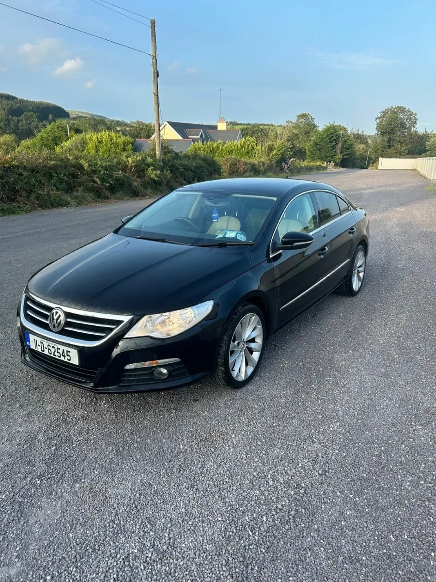 Volkswagen Passat CC 2011 - Image 1