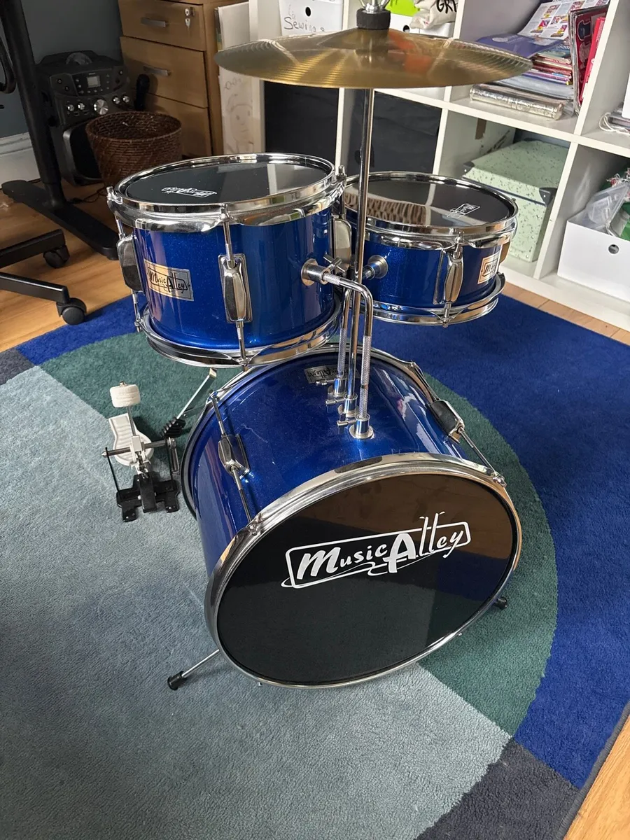 Music Alley 3 piece kids drum set - Image 1