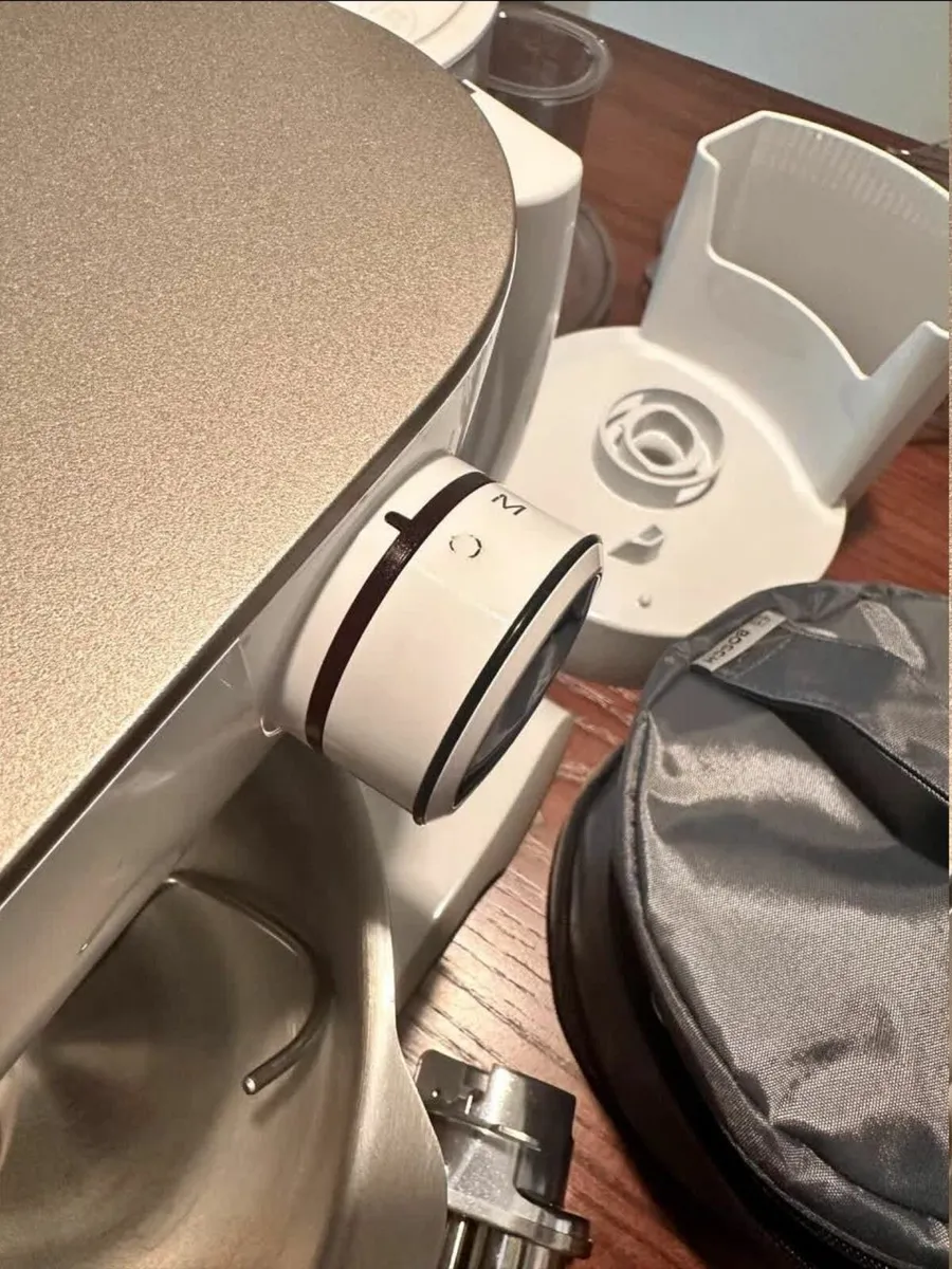Bosch Built-In Kitchen Machine with Electronic - Image 4
