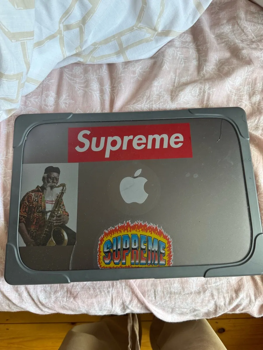 MacBook Pro - Image 1