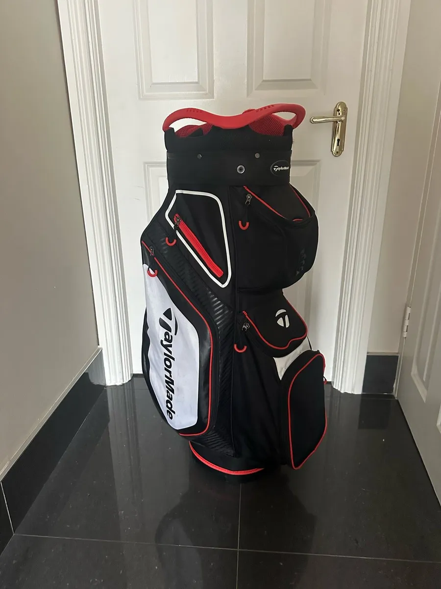 Taylormade Pro 8.0 Cart Bag - Image 1