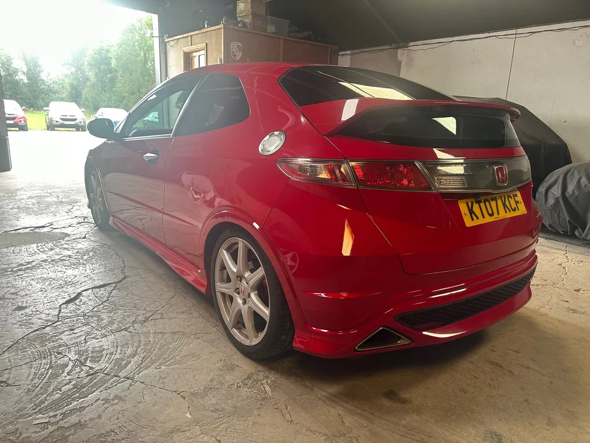 2007 Honda civic type R - Image 3