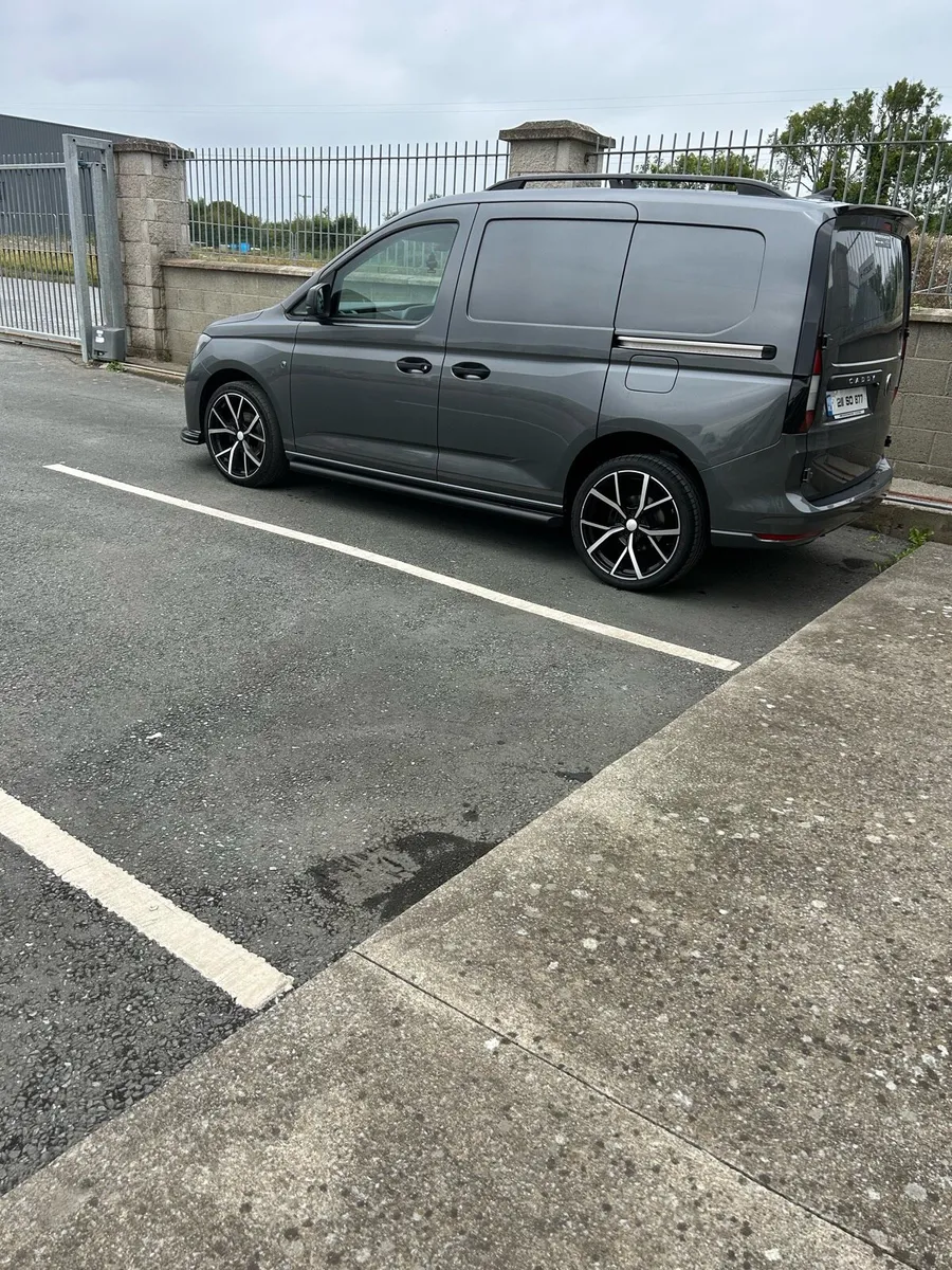 Volkswagen Caddy - Image 3