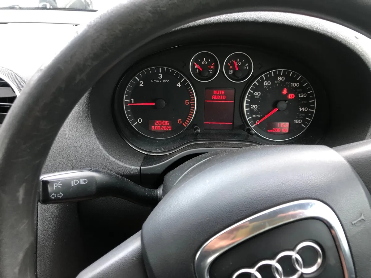 Car - Image 4