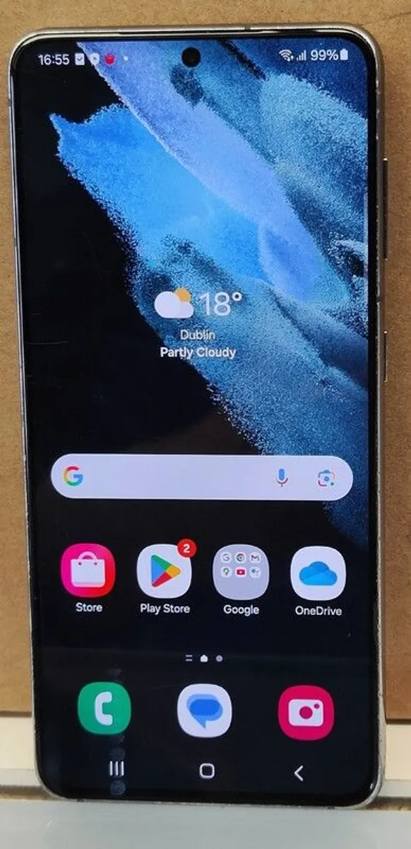 Samsung Galaxy S21 5G 128GB Dual Sim Unlocked/ Screen has scratches - Image 1