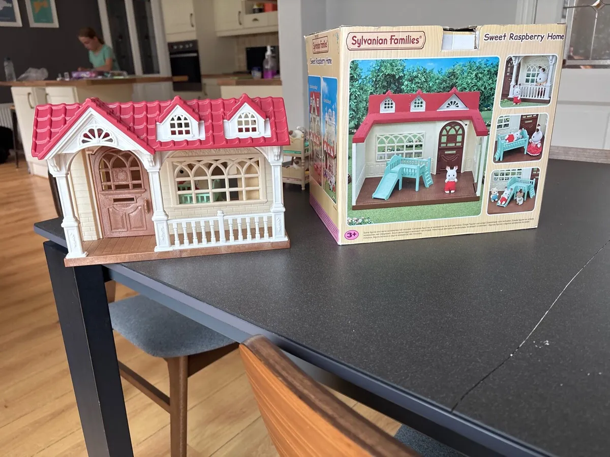Sylvanian families Sweet Raspberry Home - Image 2