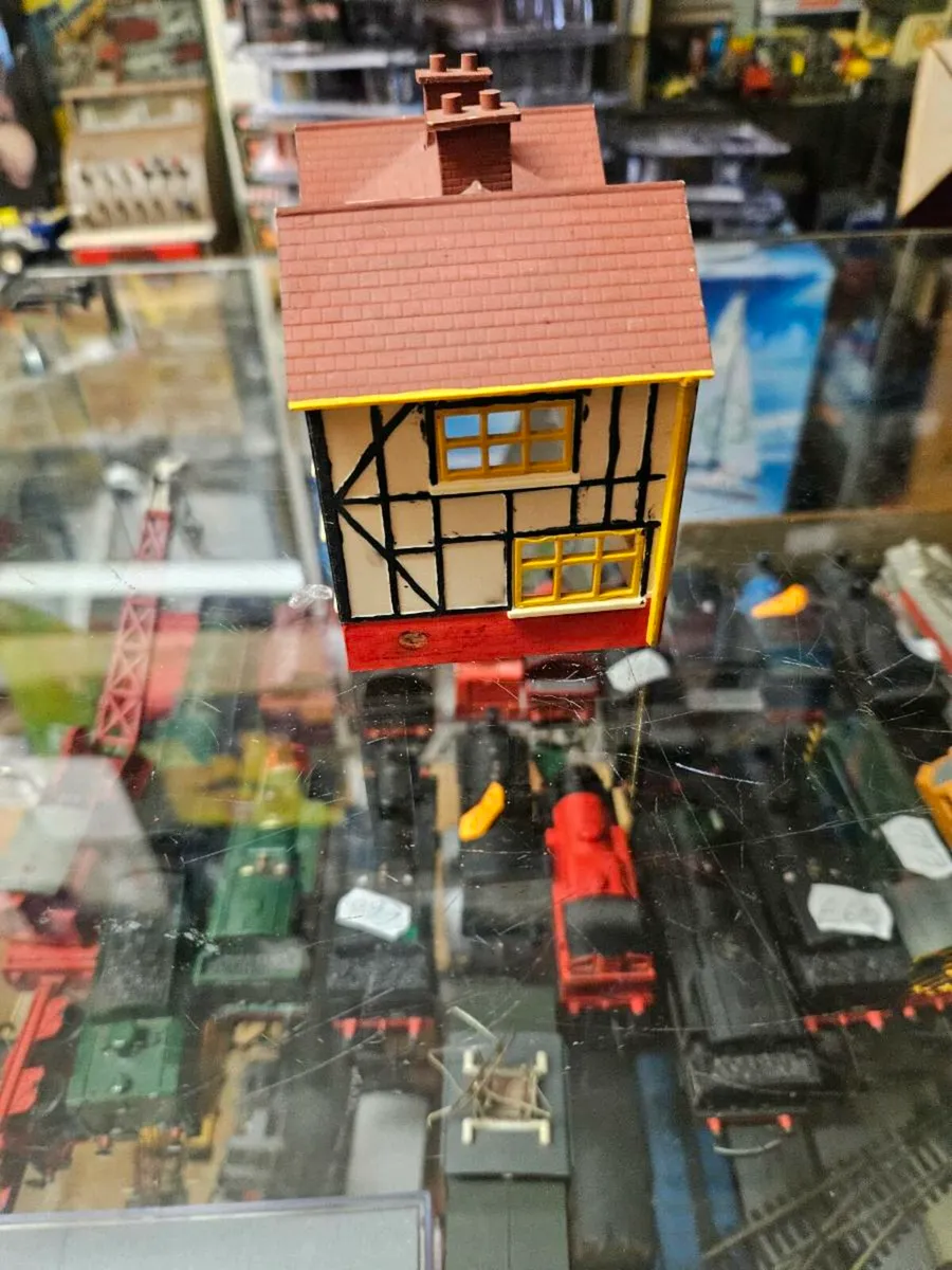 Hornby Airfix 00 Gauge House - Image 3