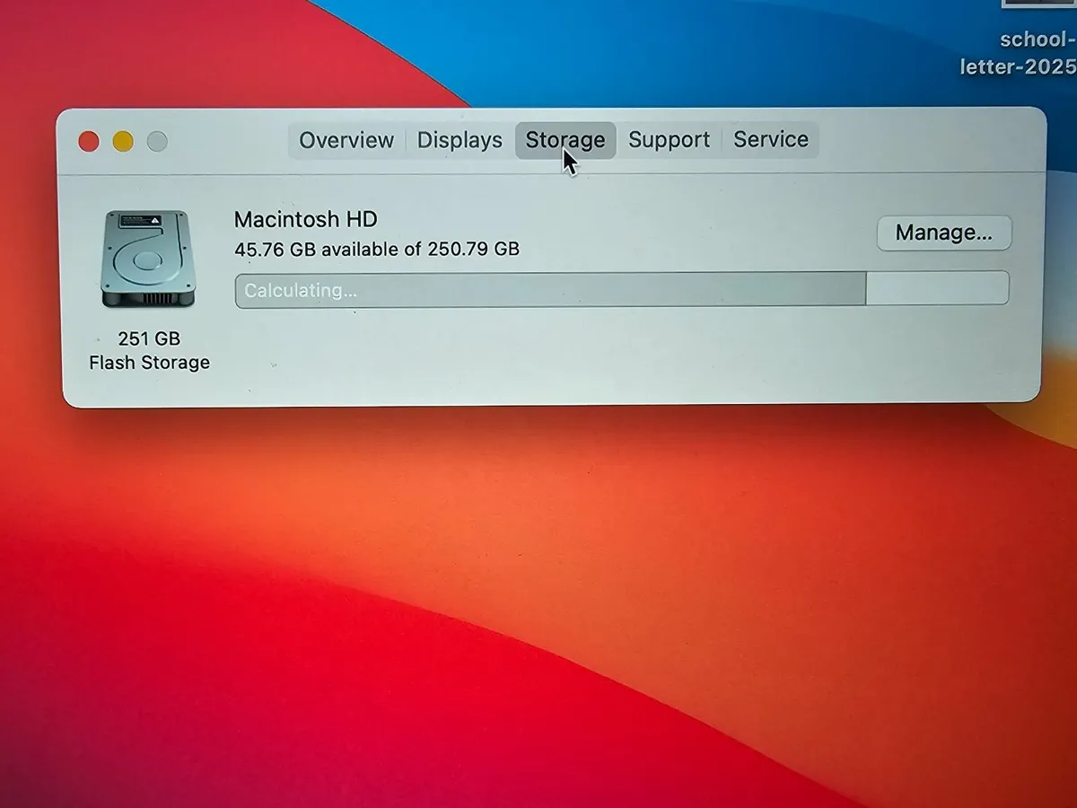 MacBook Pro Core 2.2 GHz i7 ,16GB, 256GB SSD, 15.4 - Image 4