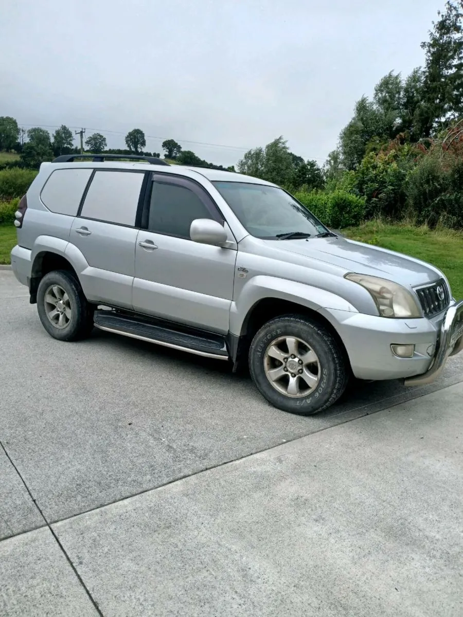 Land cruiser - Image 1