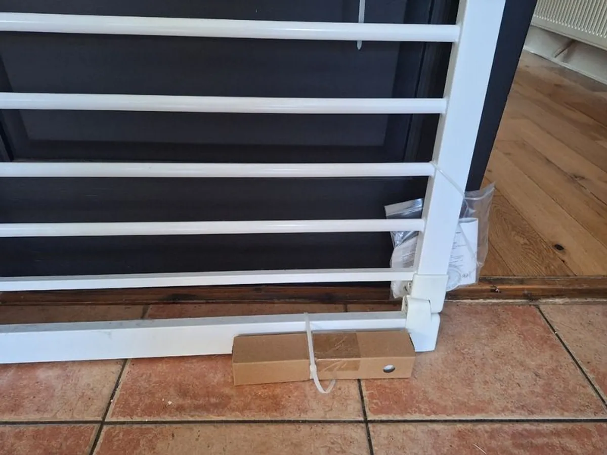 Child Safety 1st stair gate - Image 2