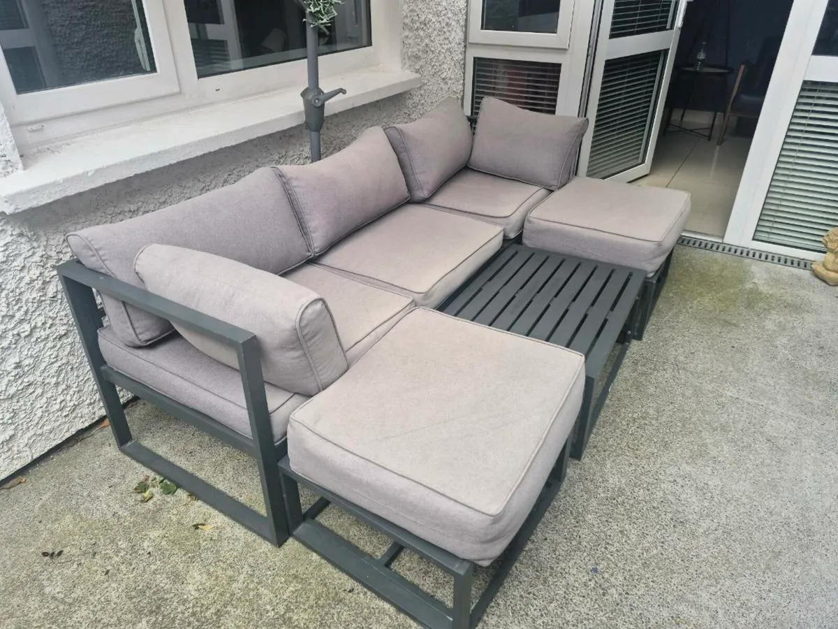 Garden furniture set - Image 1