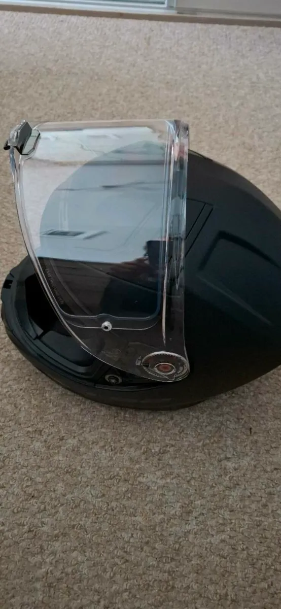 Helmet - Image 4